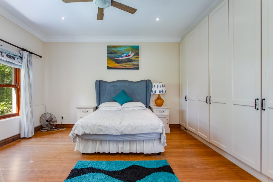 5 Bedroom Property for Sale in Val De Vie Estate Western Cape